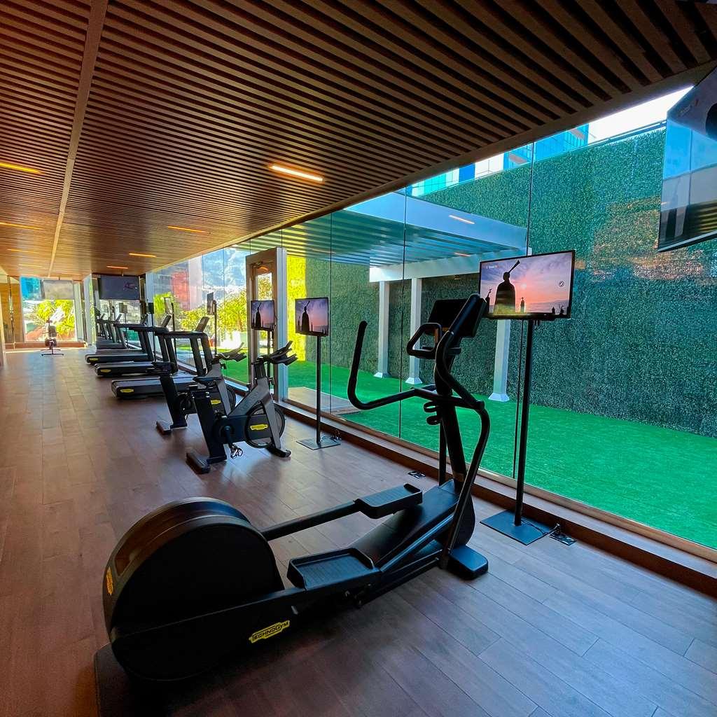 Safi Royal Luxury Metropolitan Hotel San Pedro Garza Garcia สิ่งอำนวยความสะดวก รูปภาพ The gym at the hotel