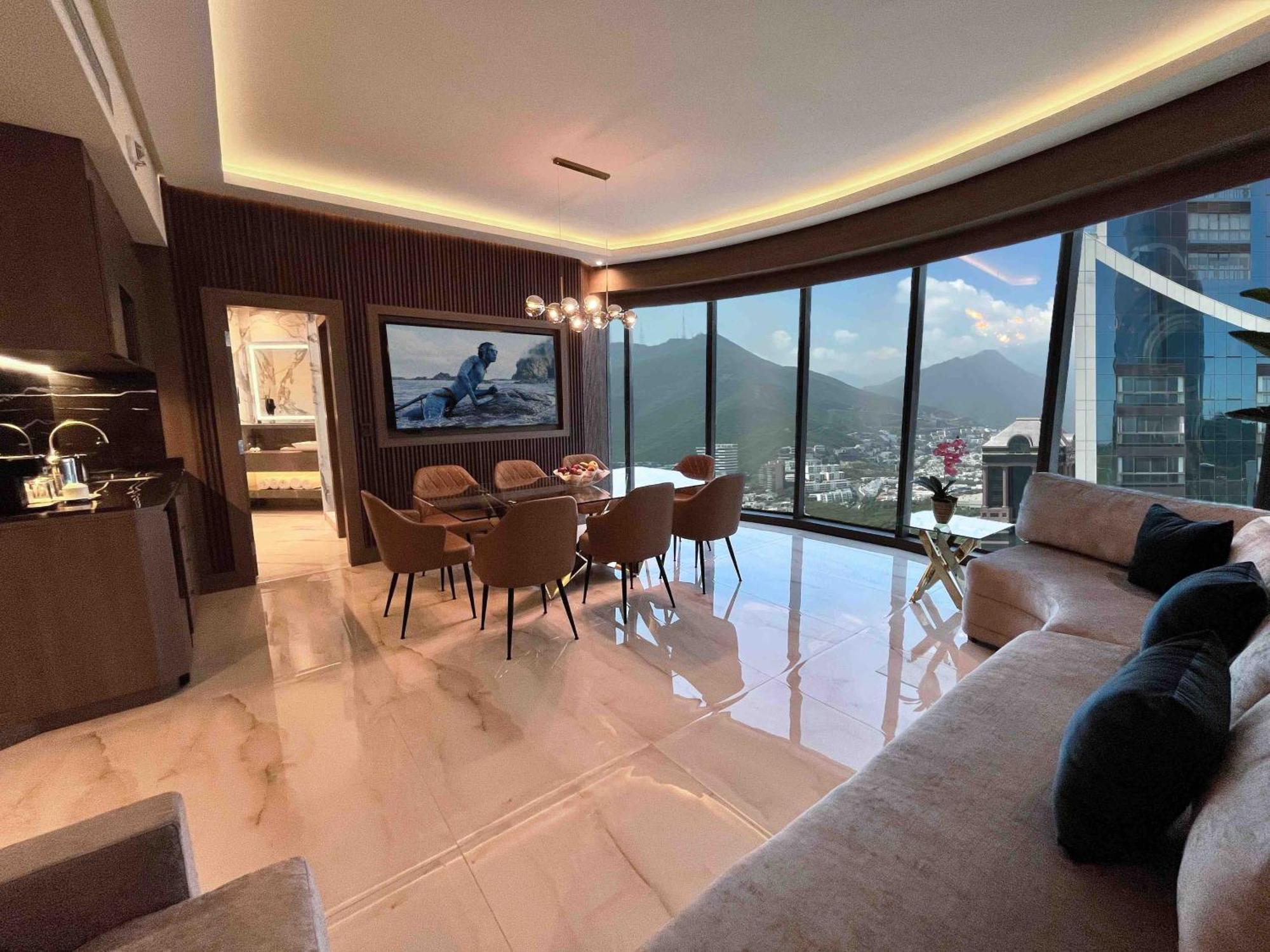 Safi Royal Luxury Metropolitan Hotel San Pedro Garza Garcia ภายนอก รูปภาพ Interior of a 3-bedroom unit