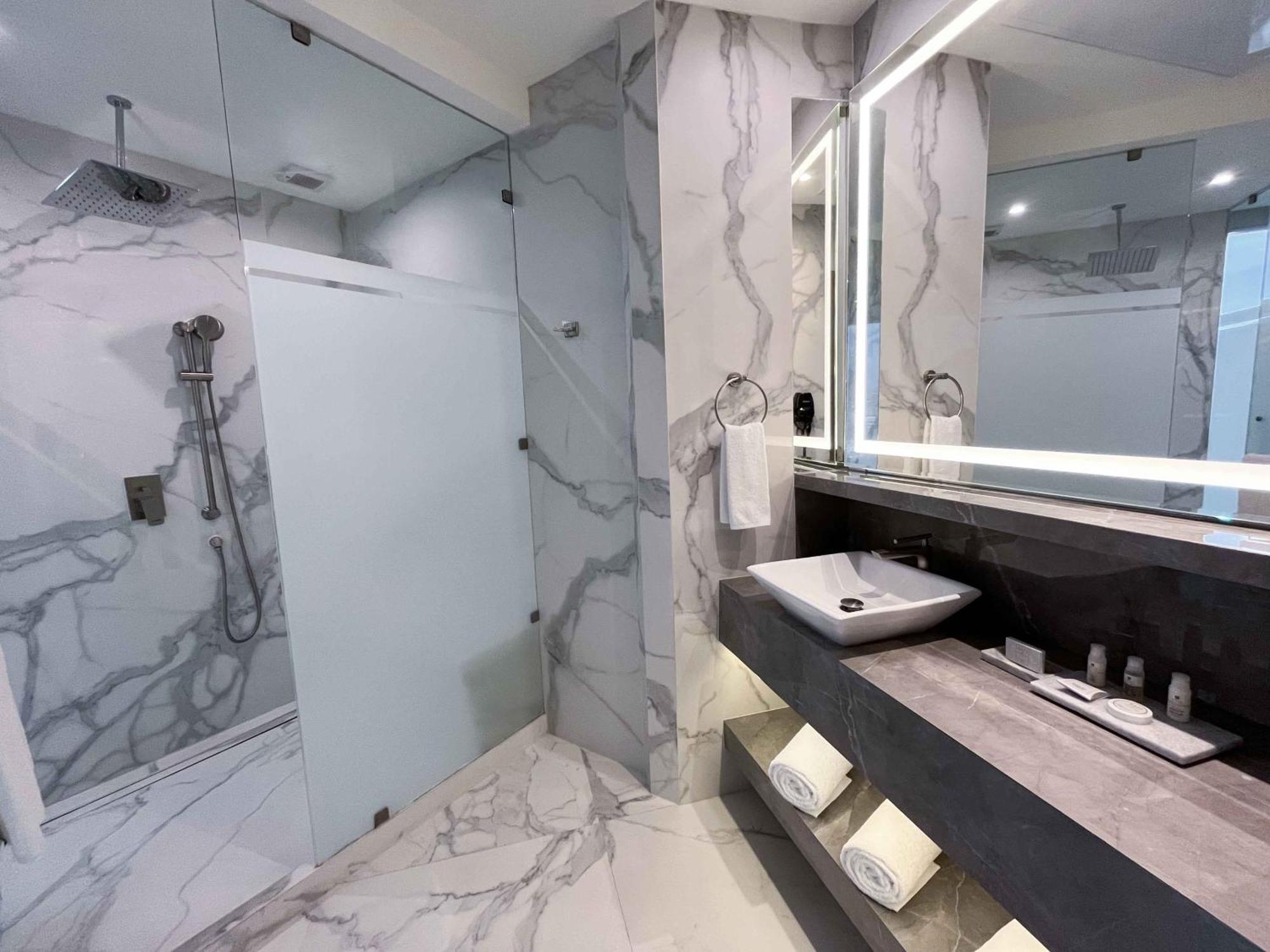 Safi Royal Luxury Metropolitan Hotel San Pedro Garza Garcia ภายนอก รูปภาพ