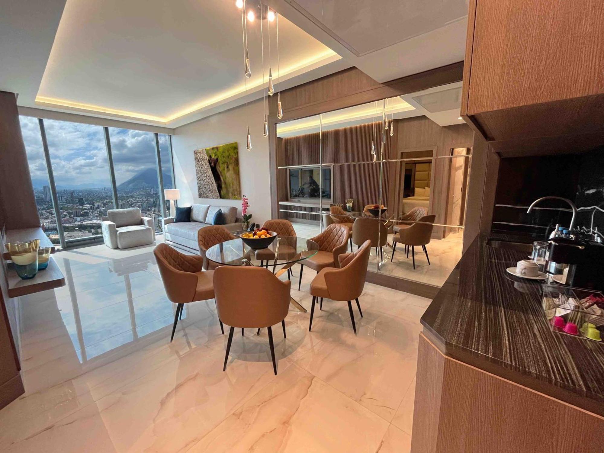 Safi Royal Luxury Metropolitan Hotel San Pedro Garza Garcia ภายนอก รูปภาพ